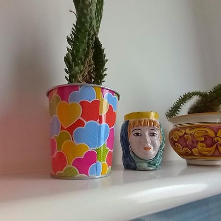 גיארדיני נאקסוס Kalimera Guest House מראה חיצוני תמונה
