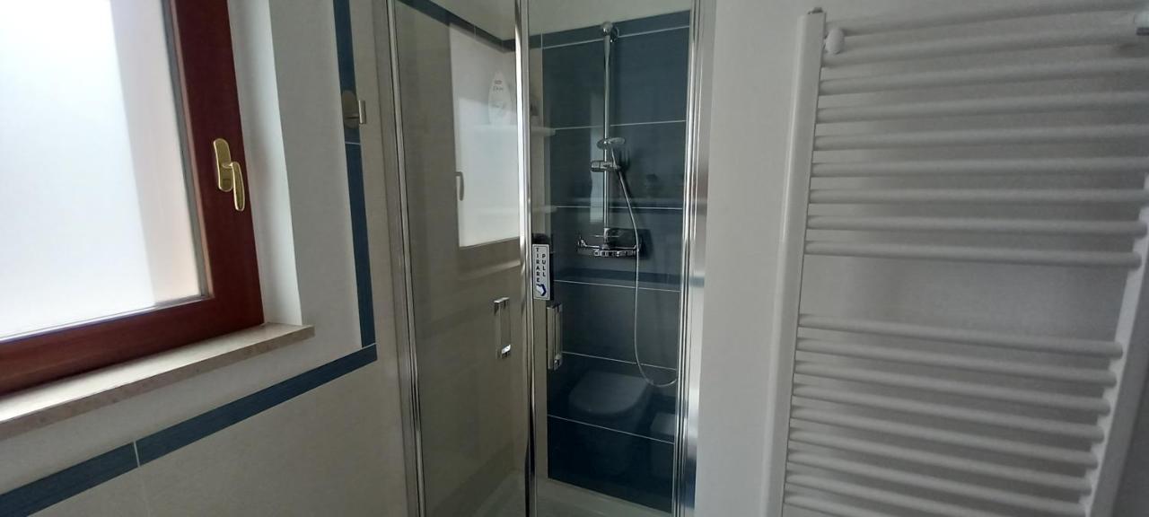 גיארדיני נאקסוס Kalimera Guest House מראה חיצוני תמונה