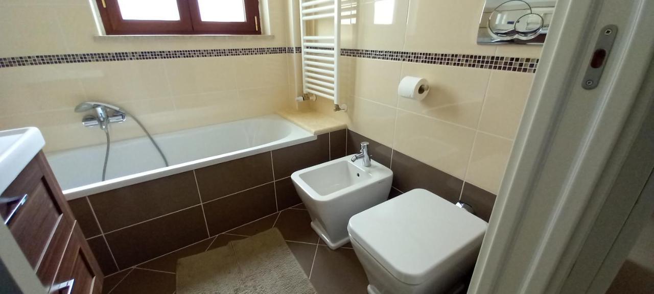 גיארדיני נאקסוס Kalimera Guest House מראה חיצוני תמונה