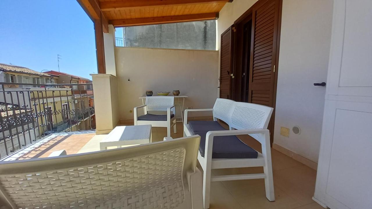 גיארדיני נאקסוס Kalimera Guest House מראה חיצוני תמונה