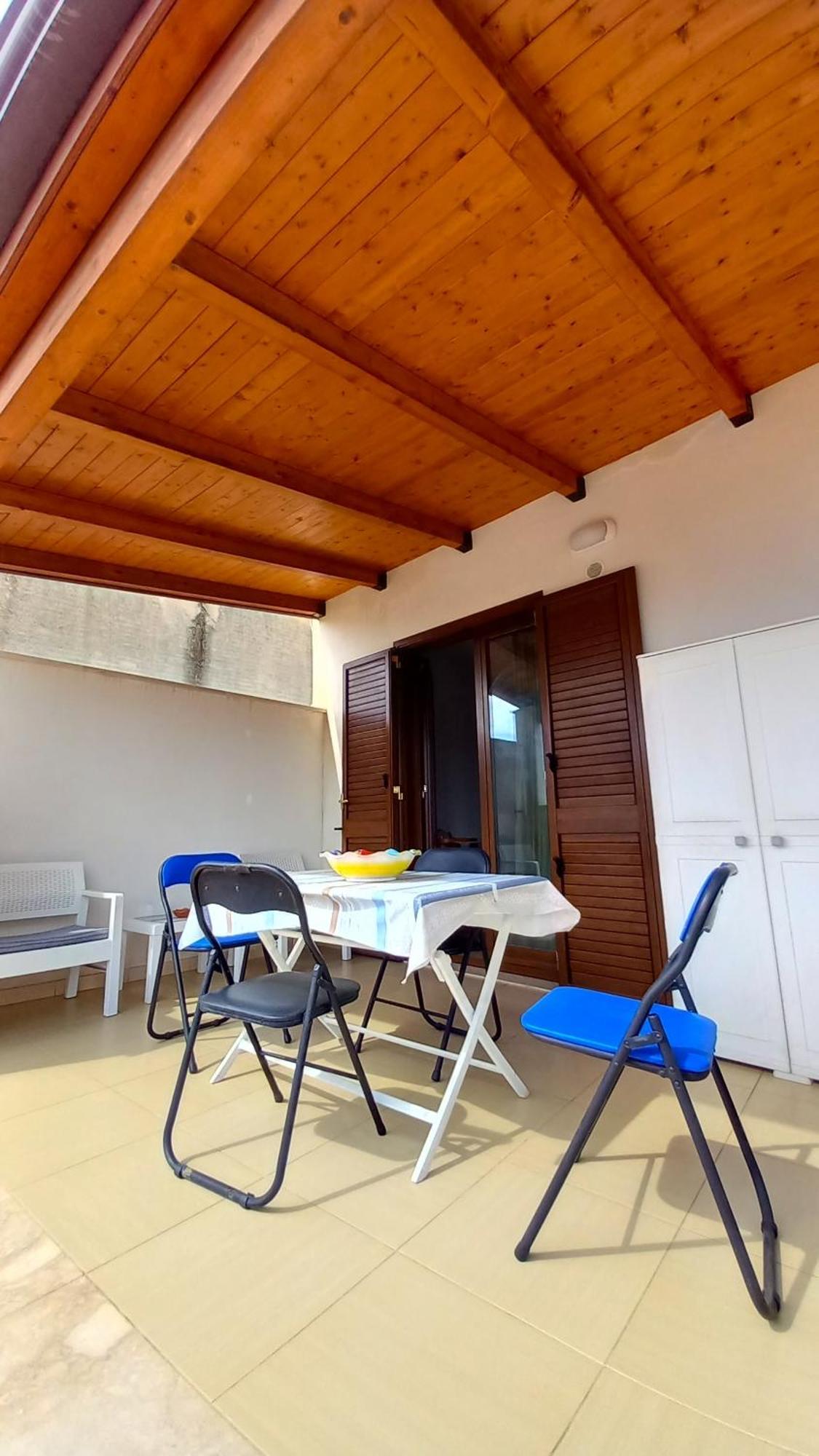 גיארדיני נאקסוס Kalimera Guest House מראה חיצוני תמונה