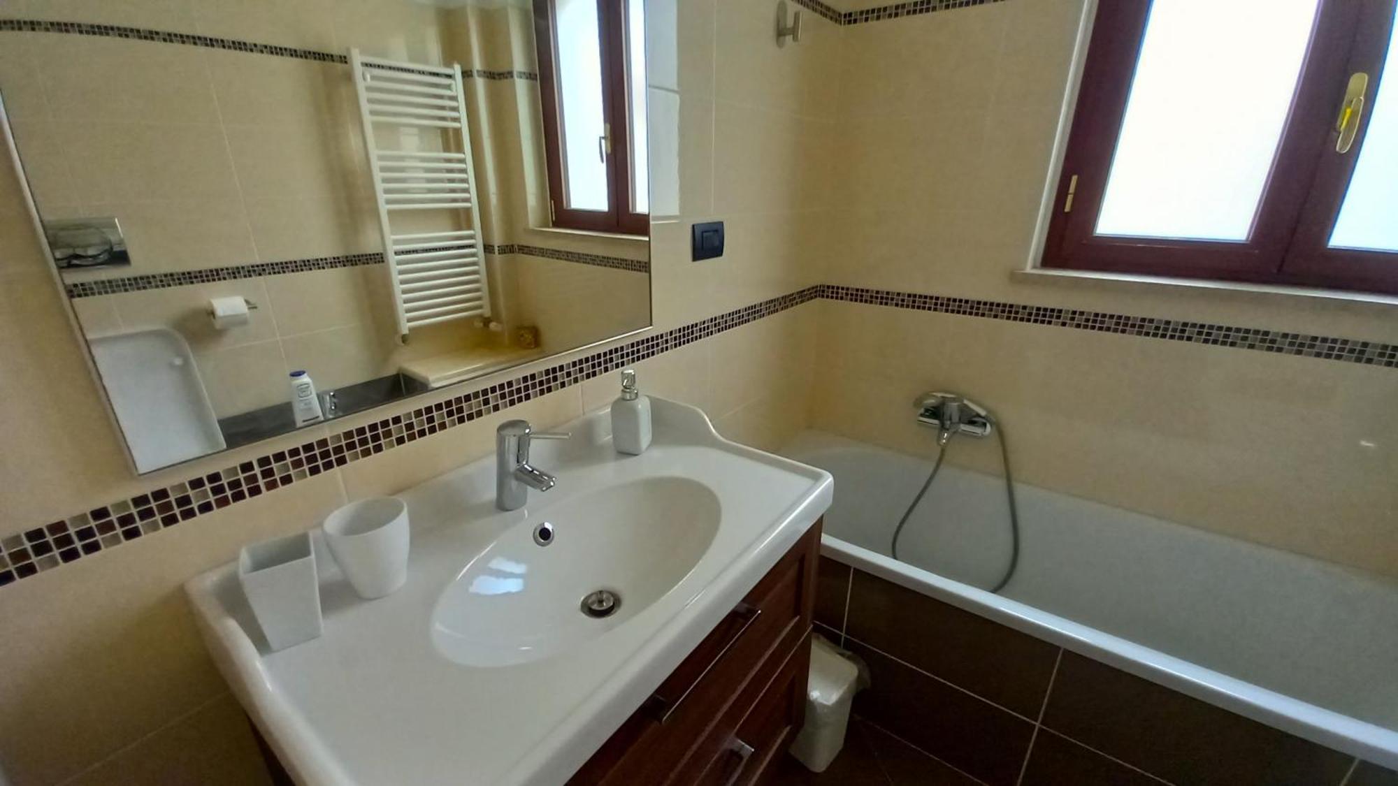גיארדיני נאקסוס Kalimera Guest House מראה חיצוני תמונה